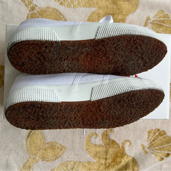 Women’s Superga Cotu Classic - White/Gold - Size 5.5 (euro 35.5) - Picture 2 of 6